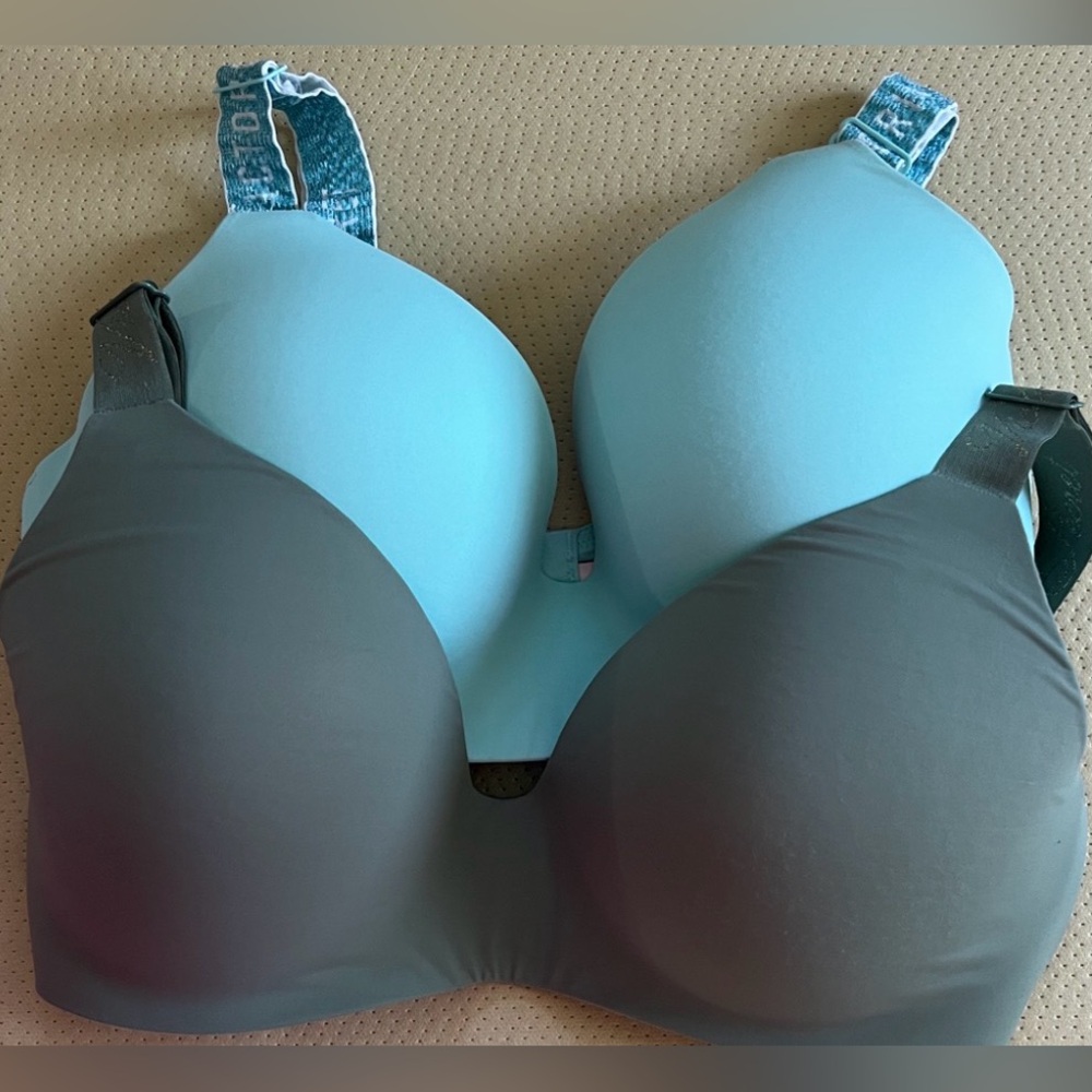 Victoria’s Secret T-Shirt Lightly Lined Wireless Bras-Set of 2,  sz 36D
